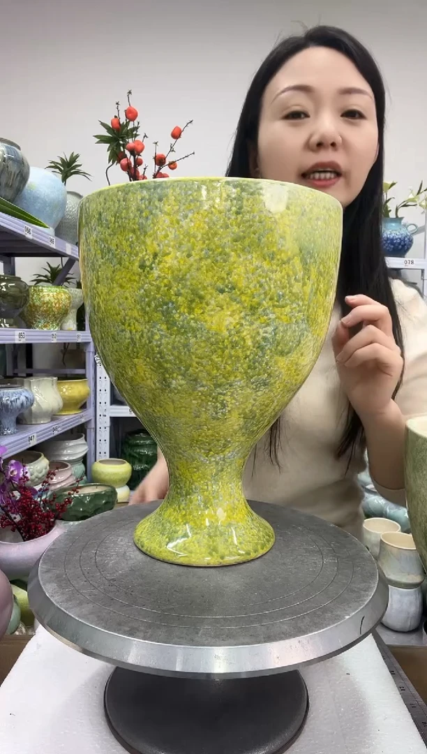 【1.2】花盆链接 高：30  口：22