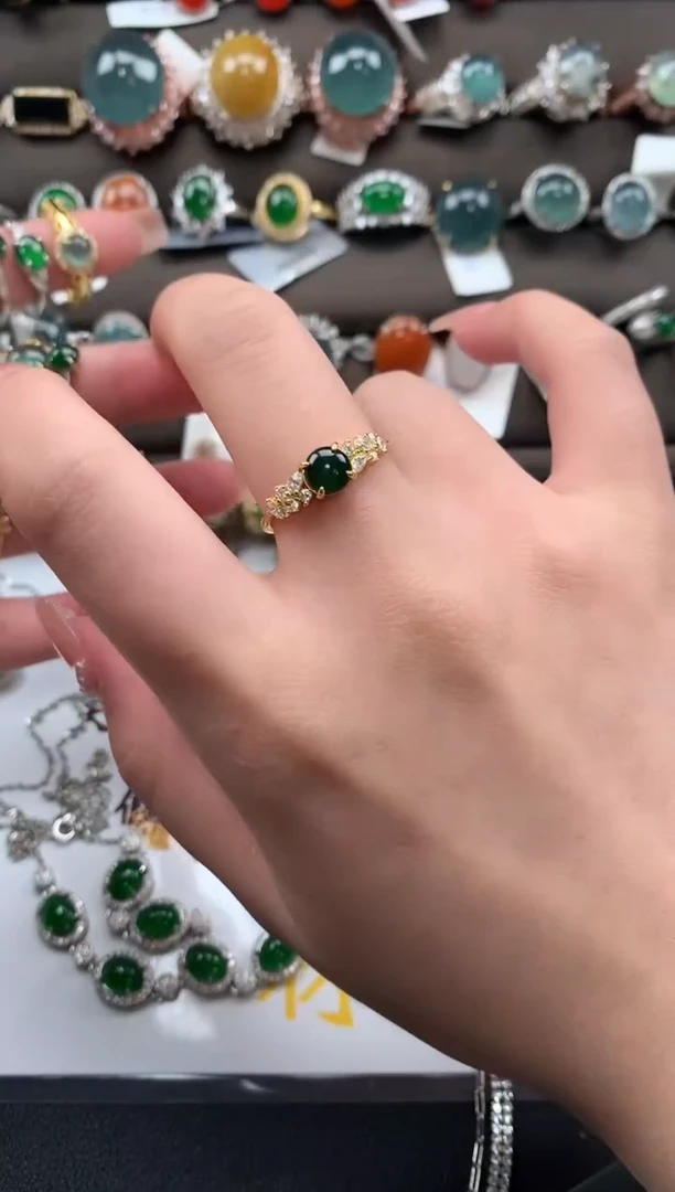 【闪购商品】翡翠戒指银S925镶嵌52141