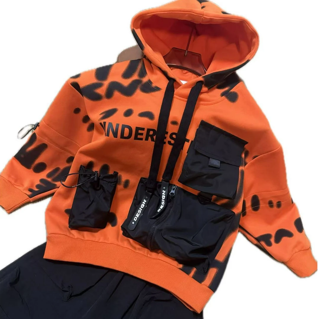 潮童新年扎染字母工装口袋连帽卫衣25032时尚拼接儿童春款