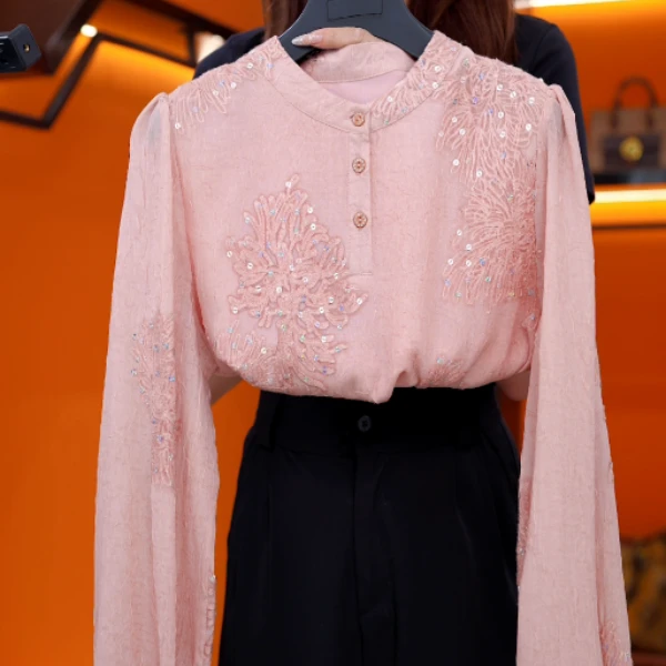 FZ388灿若烟霞2025新款刺绣小衫套头衬衫洋气衣服时髦上衣打底衫