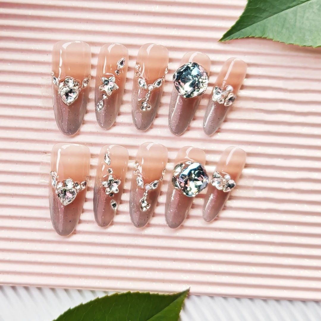 【星穹绘影】纯手工穿戴甲片冰透渐变猫眼小碎钻链条方钻