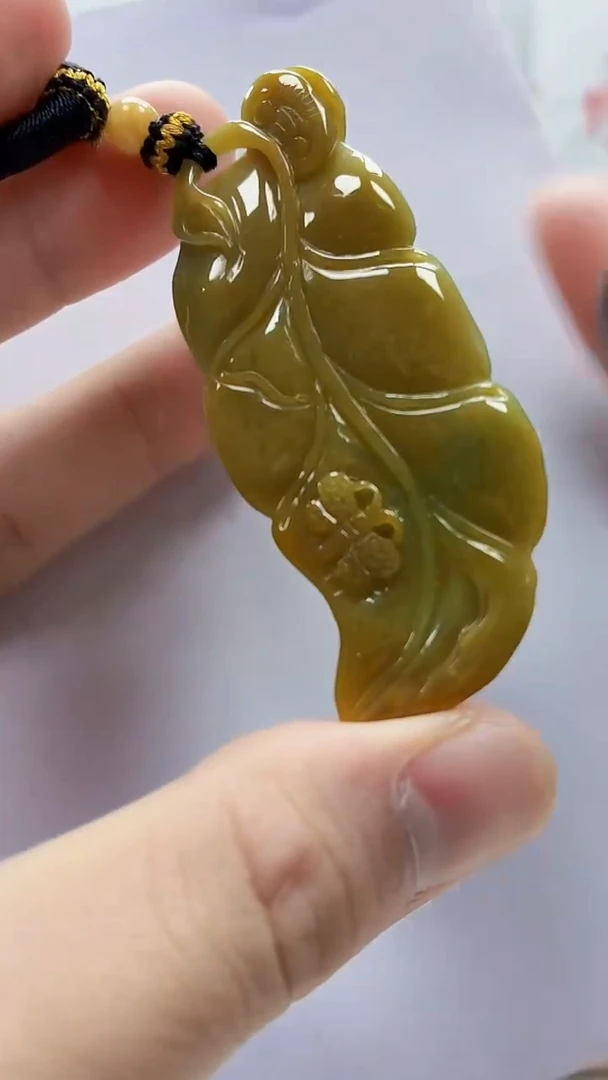 未镶嵌定制翡翠5060bb-毛货挂件67