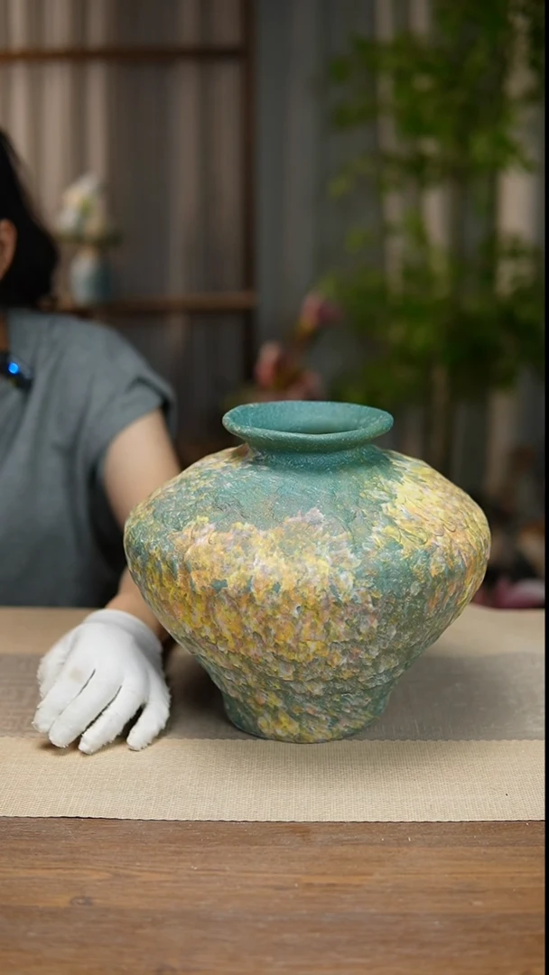 异形花器涂鸦绿飞碟