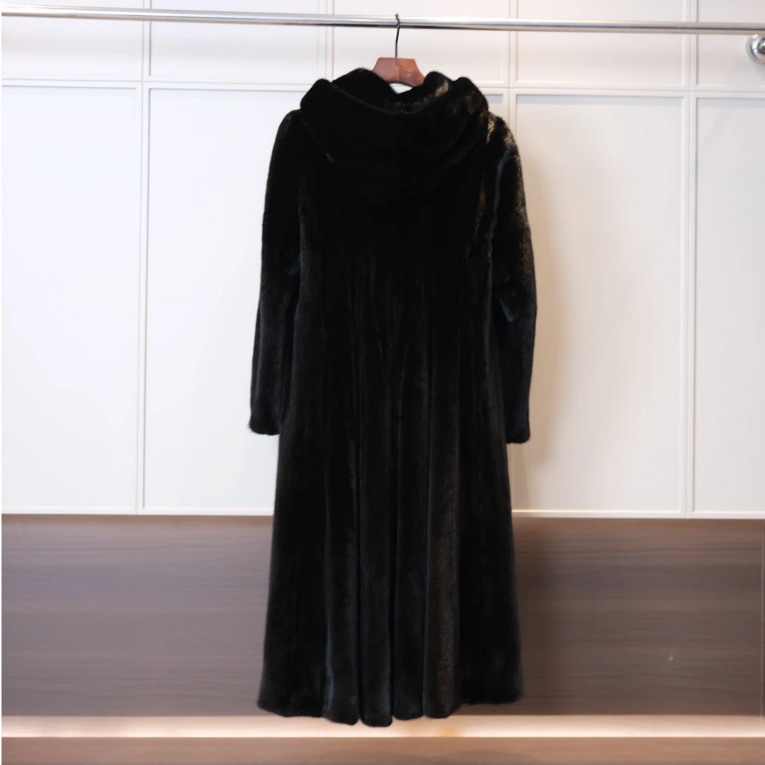 品千姿 黑色长款连帽带浪 浪位超大 2166