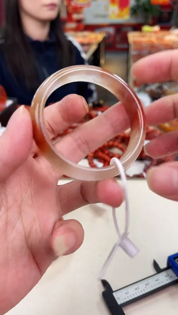 未镶嵌手镯56*南红玛瑙（多样式发其一）