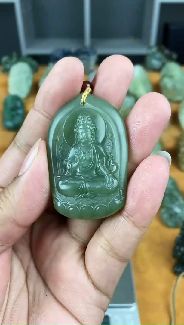 未镶嵌和田玉把件1