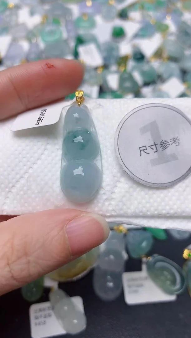 颈饰未镶嵌翡翠天然缅甸A货翡翠