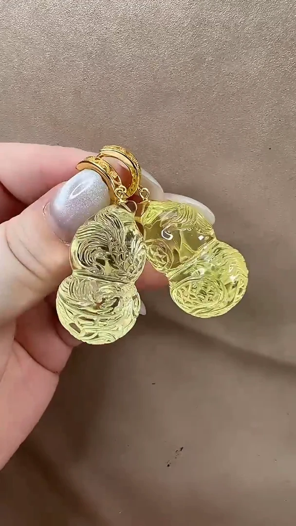 琥珀颈饰未镶嵌耳环