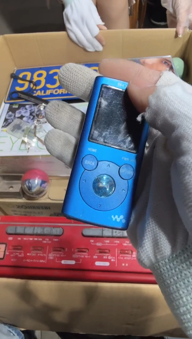 瓷片房* 791   中古商品，瑕疵品，不保好坏。