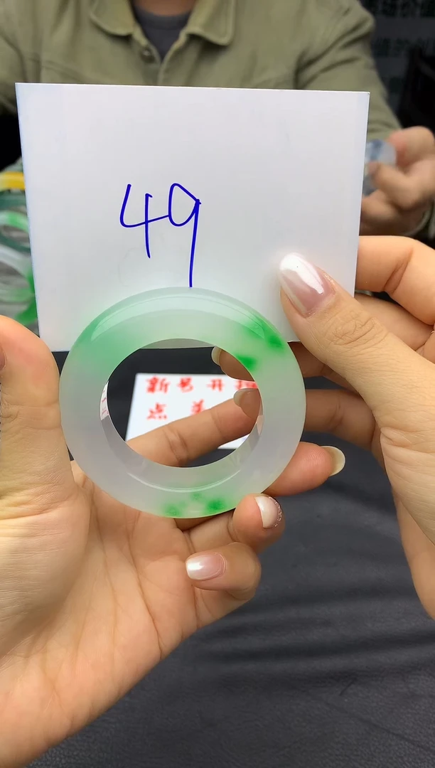 玉非料石英质玉时尚手镯