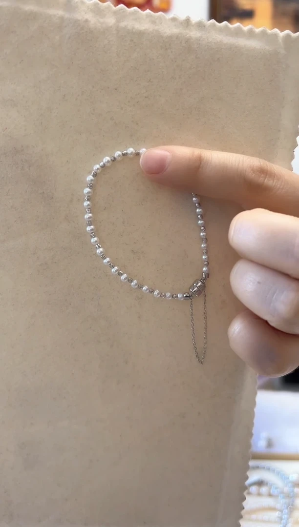 【闪购商品】淡水珍珠手链银S925镶嵌3-4小米珠手链