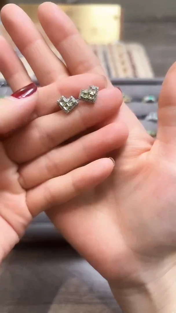 【闪购商品】橄榄石耳饰银S925镶嵌09