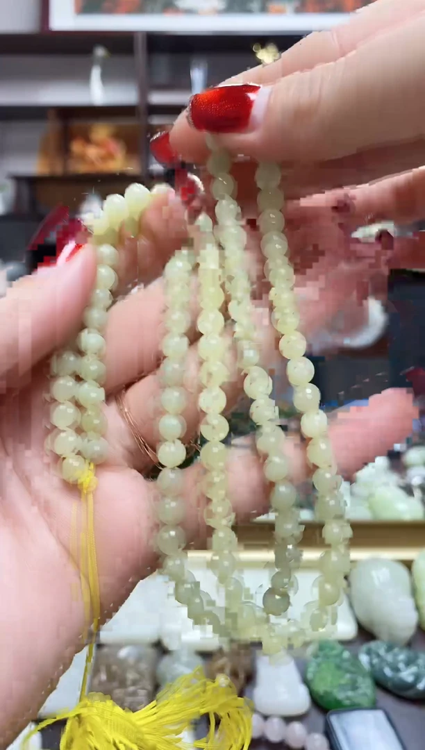 颈饰未镶嵌和田玉拍一发一