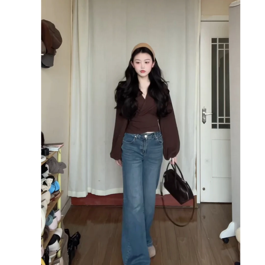 大码胖MM辣妹咖色V领交叉收腰衬衣2025秋季显瘦气质小众设计上衣