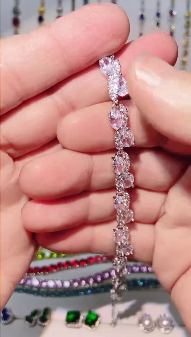 银S925镶嵌耳饰托帕石1