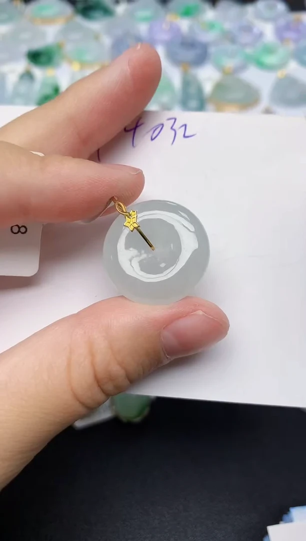 颈饰18K金镶嵌翡翠天然缅甸A货翡翠百元以上9元证书费自理