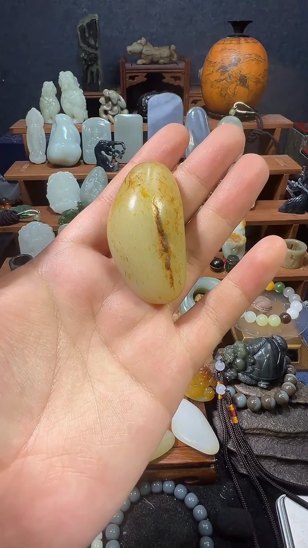 颈饰未镶嵌和田玉珠**心1