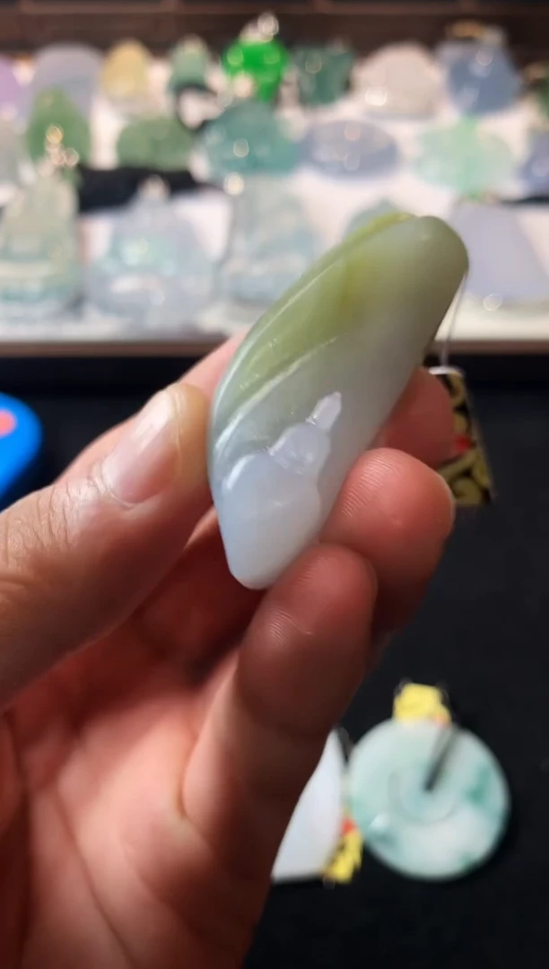 未镶嵌定制翡翠已*款S毛货不退不换