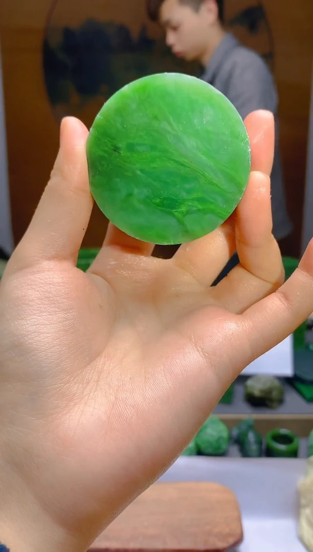 【闪购商品】和田玉（碧玉）珠宝半成品未镶嵌随机发货1个