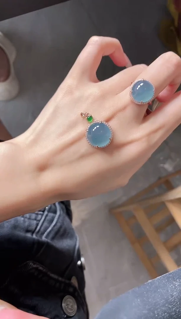 银S925镶嵌戒指翡翠51511
