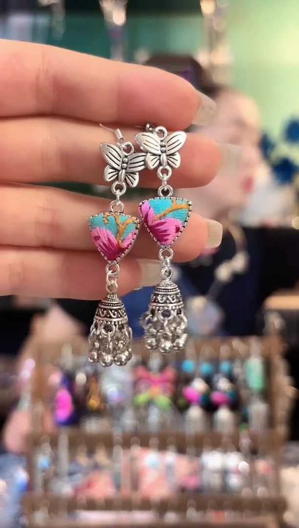 织绣彩云南阁非遗老绣饰品372