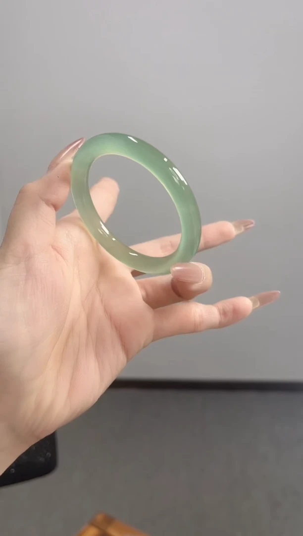 玛瑙/玉髓手镯未镶嵌52圈卡8