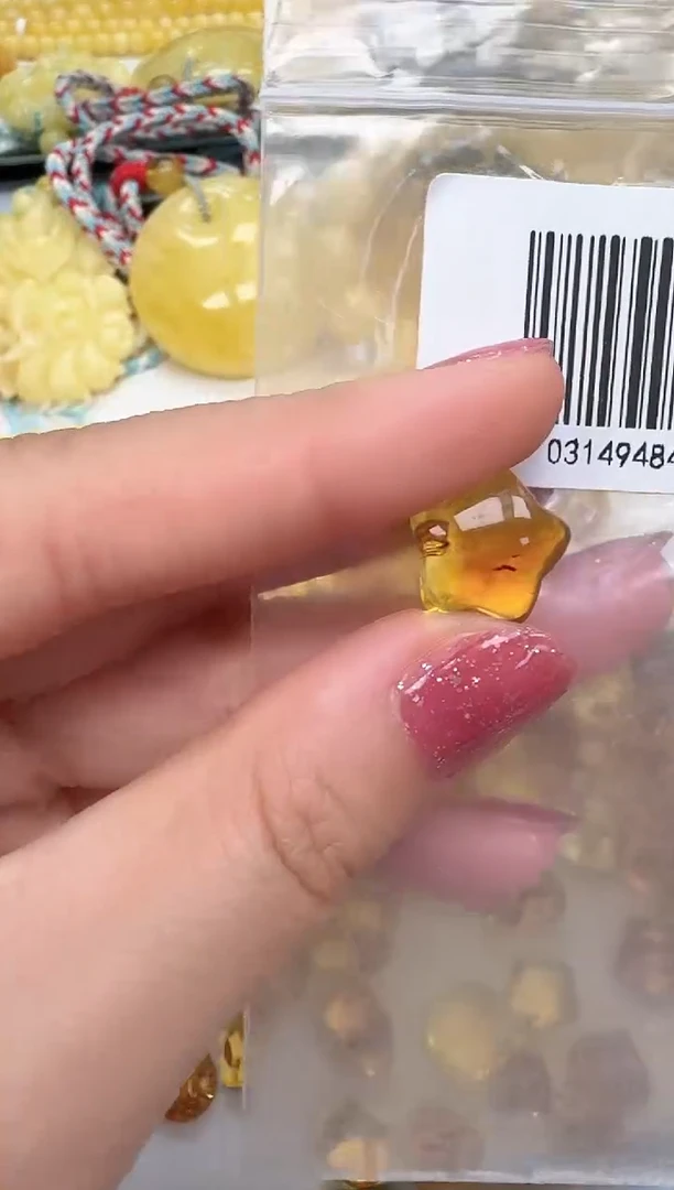 裸石琥珀未镶嵌如图