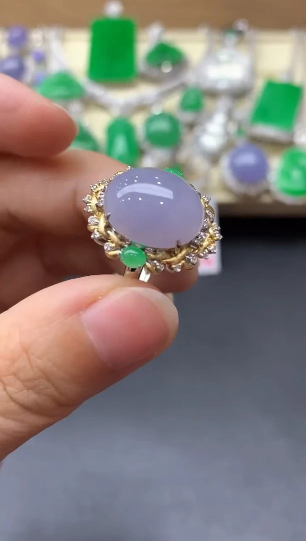 18K金镶嵌戒指翡翠252-中国好珍宝