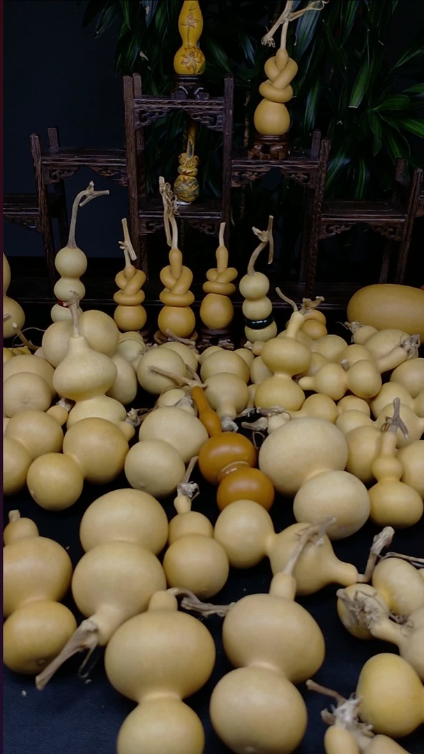 W**2天然文玩葫芦