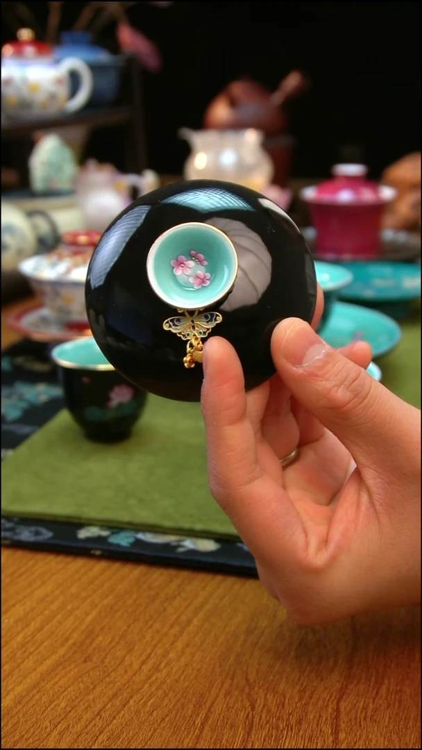 专做手绘和手工茶具的直播间