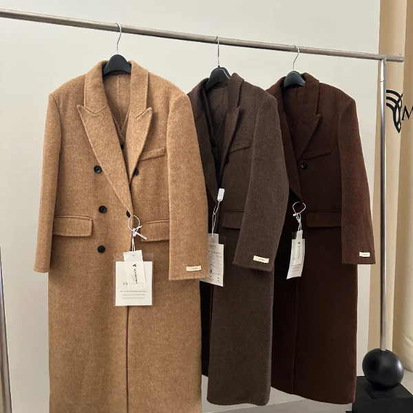 2025年全新款时尚气质牦牛秋冬两件套大衣