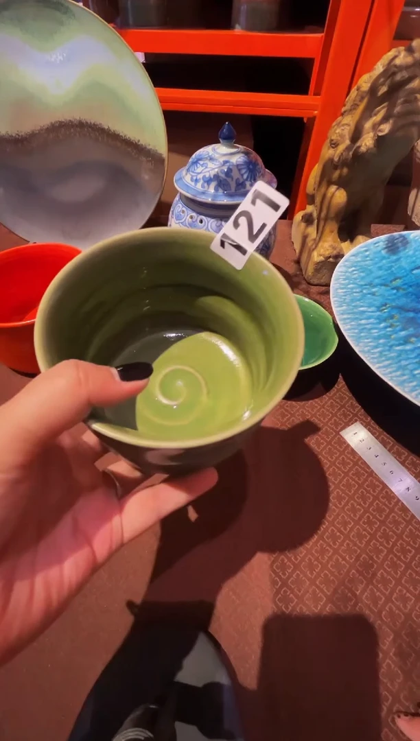 瓷片久*.121绿色妞妞杯