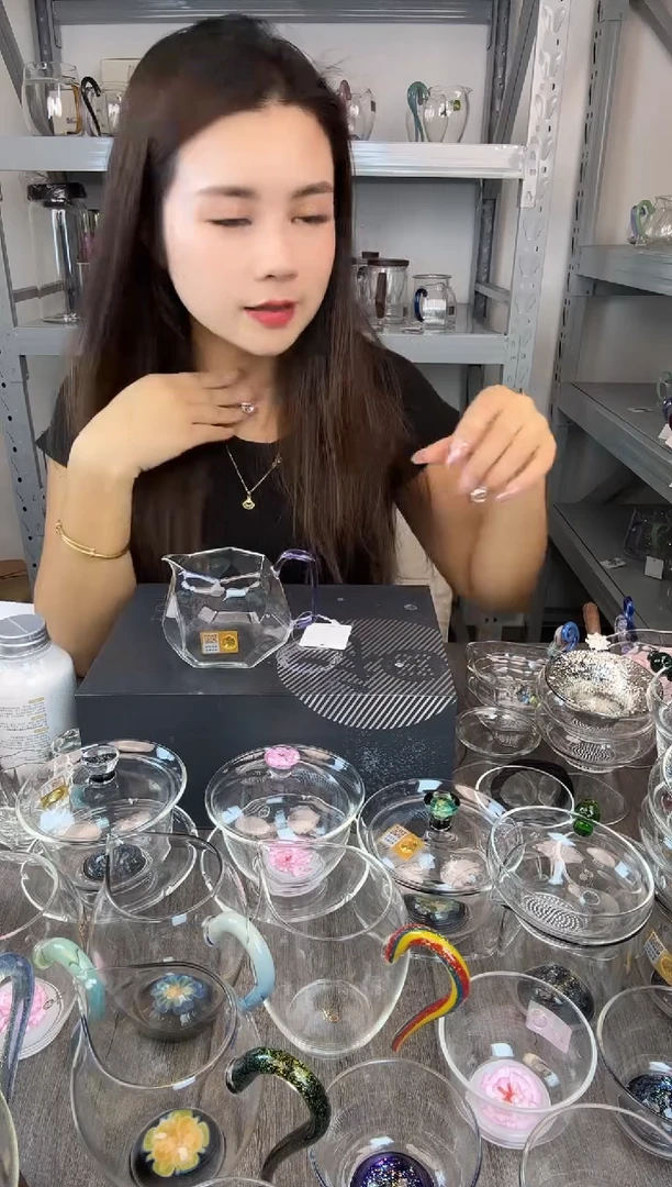 手工艺品玻璃得**缘禾器 瀚然公道杯浅紫色