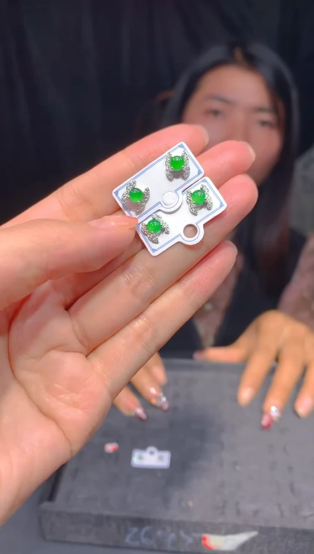 【闪购商品】定制翡翠未镶嵌12多样性发货（发其一）