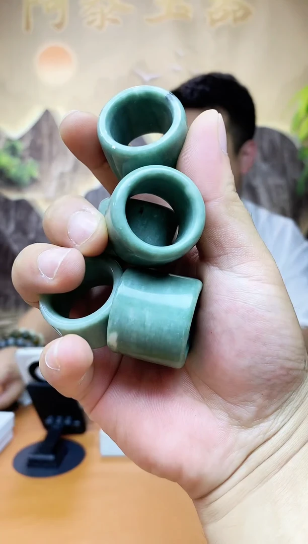 蛇纹石玉未镶嵌笔搁多样性随机发一