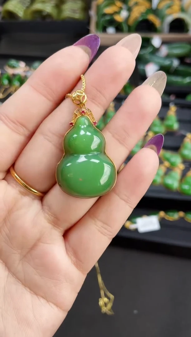 【闪购商品】和田玉吊坠18K金镶嵌32MM 多样性发一