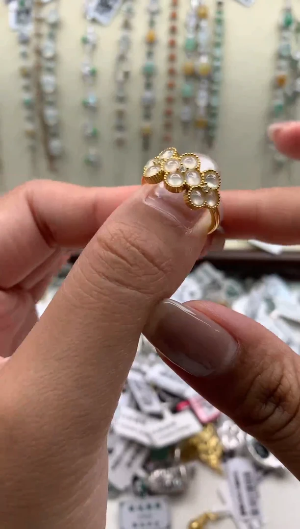 翡翠银S925镶嵌颈饰戒指