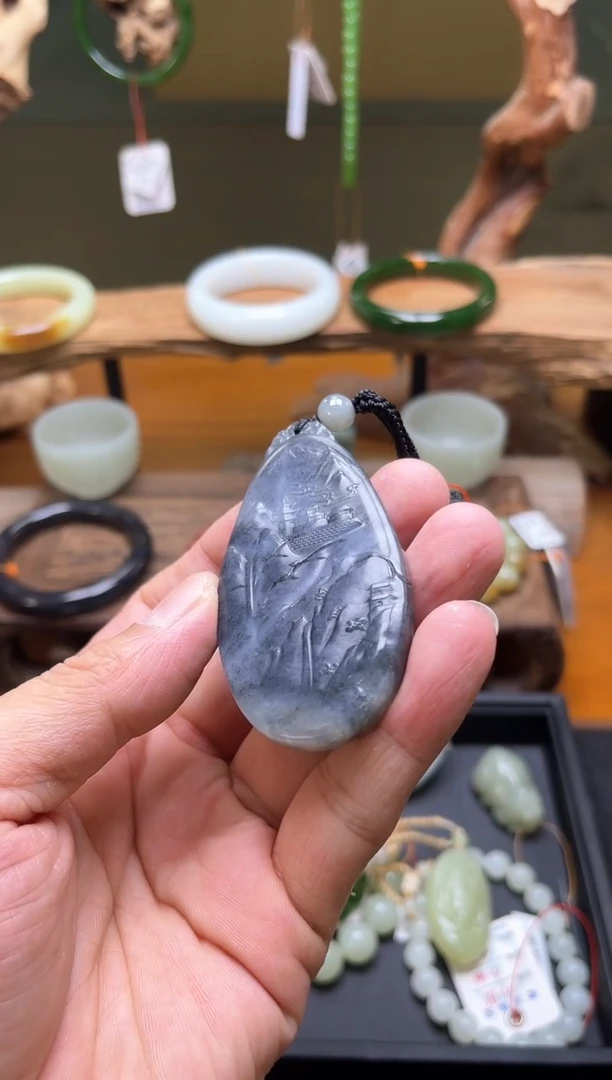 吊坠(不含链)未镶嵌和田玉墨玉青花 山水牌