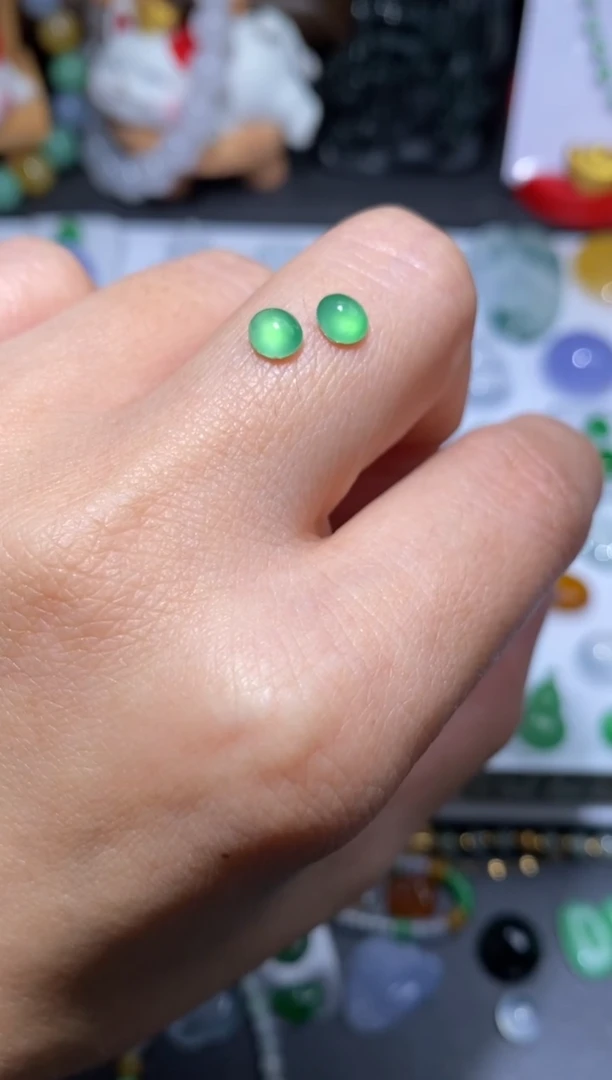 未镶嵌定制翡翠蛋面