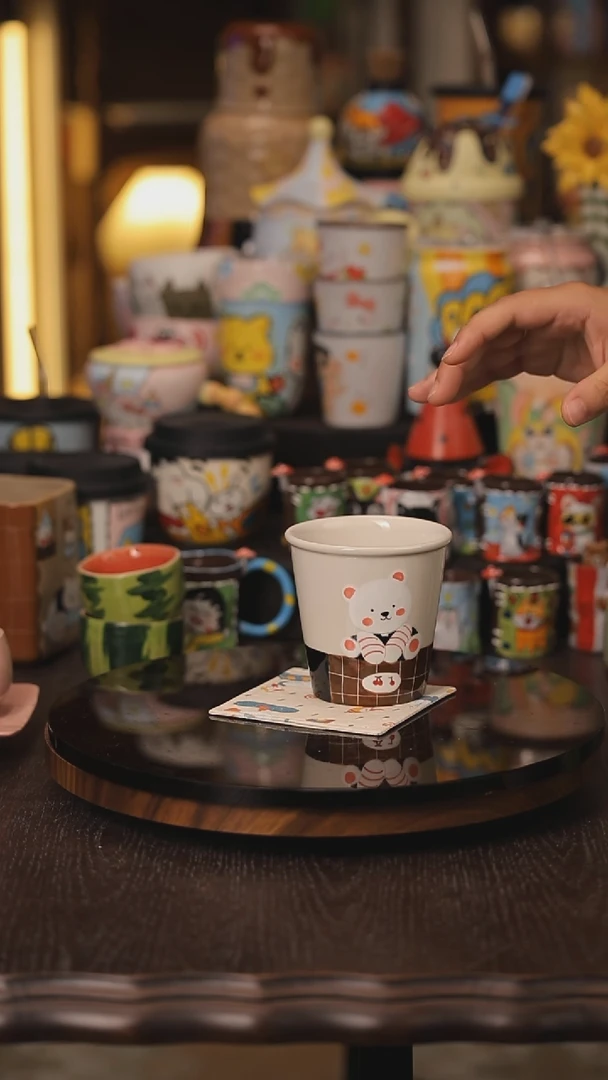 景德镇釉下彩绘设计师款式陶瓷