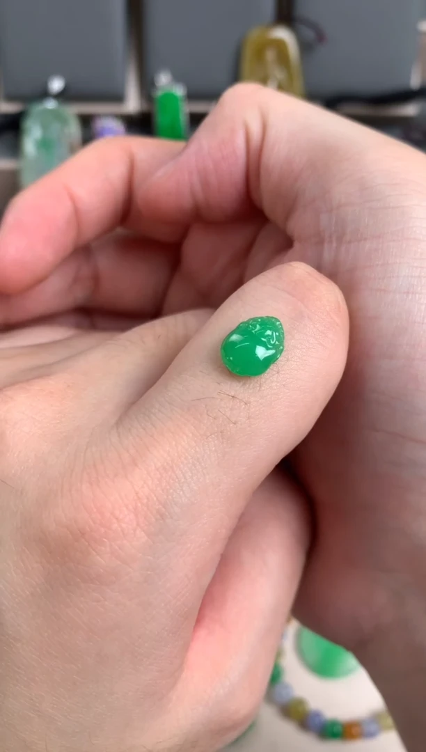 未镶嵌定制翡翠裸玉