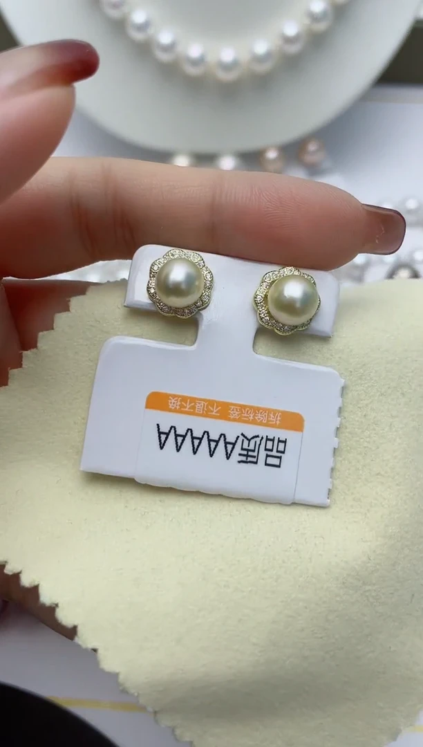 【闪购商品】海水珍珠耳饰银S925镶嵌W42
