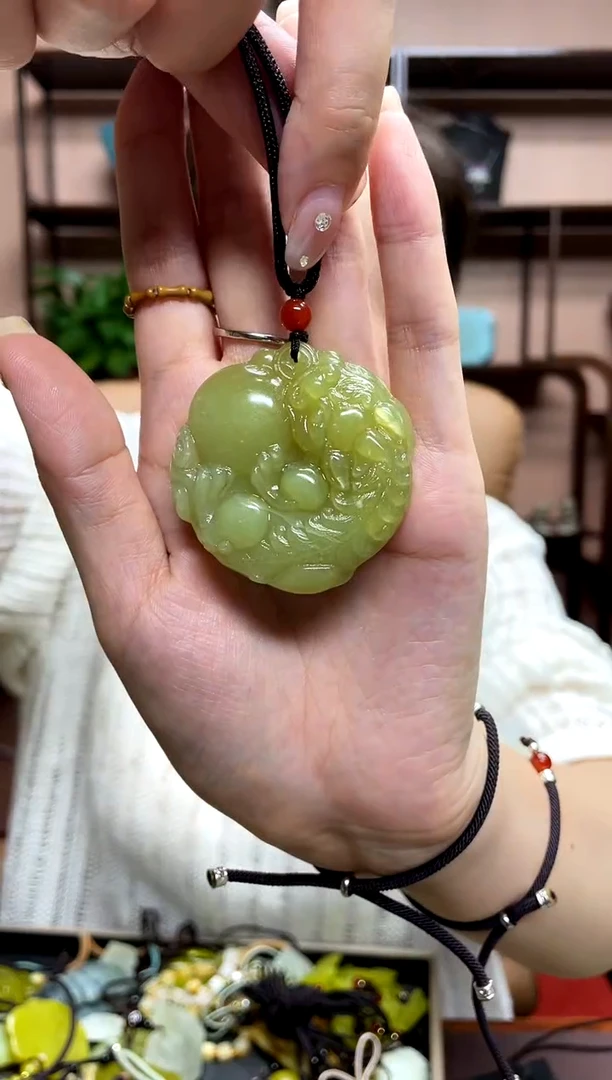 【闪购商品】岫玉吊坠未镶嵌·