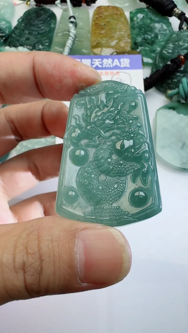 【闪购商品】翡翠颈饰未镶嵌多样性随机发其一