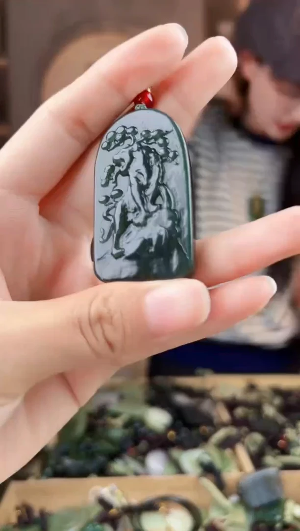 颈饰未镶嵌和田玉拍一发一，多样性发货