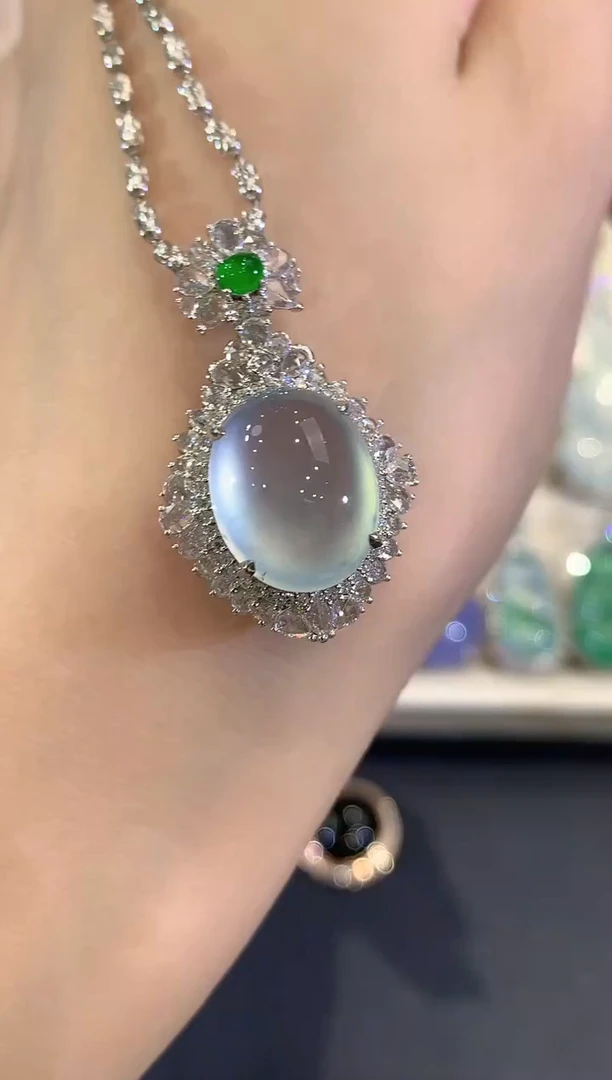 吊坠(不含链)18K金镶嵌翡翠w105