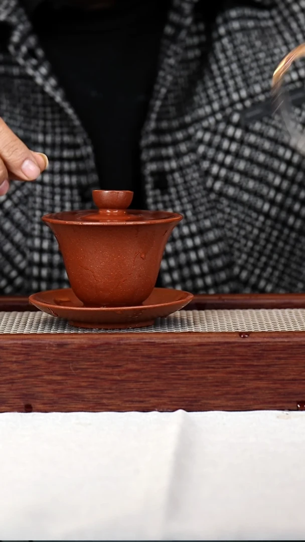 茶杯紫砂底槽青盖碗130CC