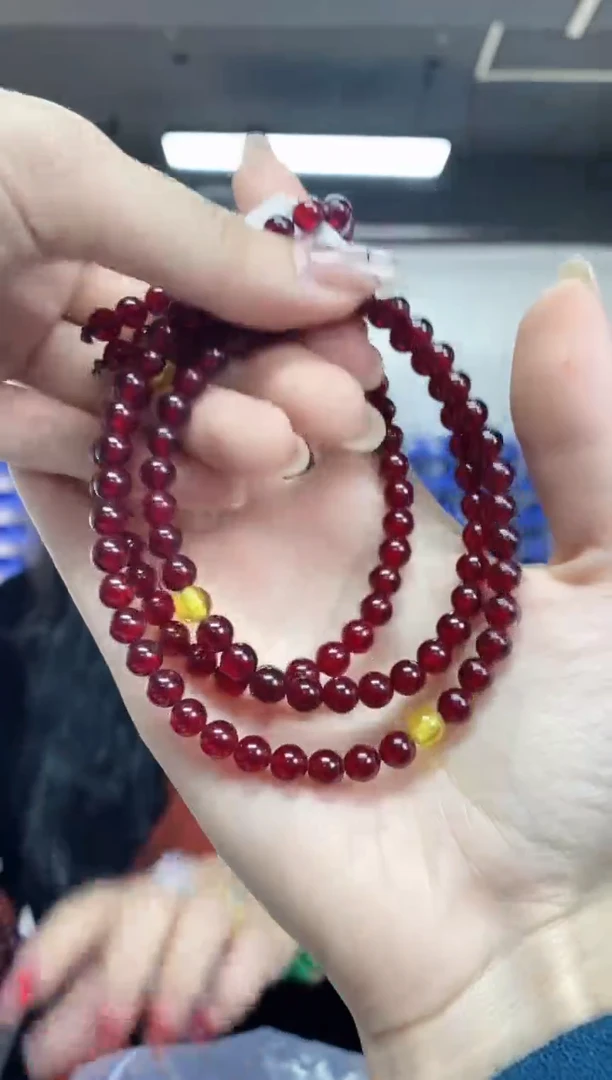 【闪购商品】血珀裸石未镶嵌多样性发其一颜色微差