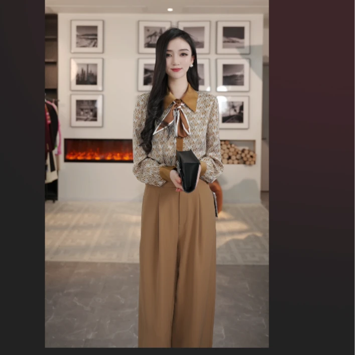 【小春子】衬衫女设计感法式复古满印别致上衣M331392