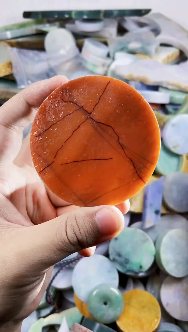 颈饰未镶嵌翡翠缅甸天然翡翠大优惠